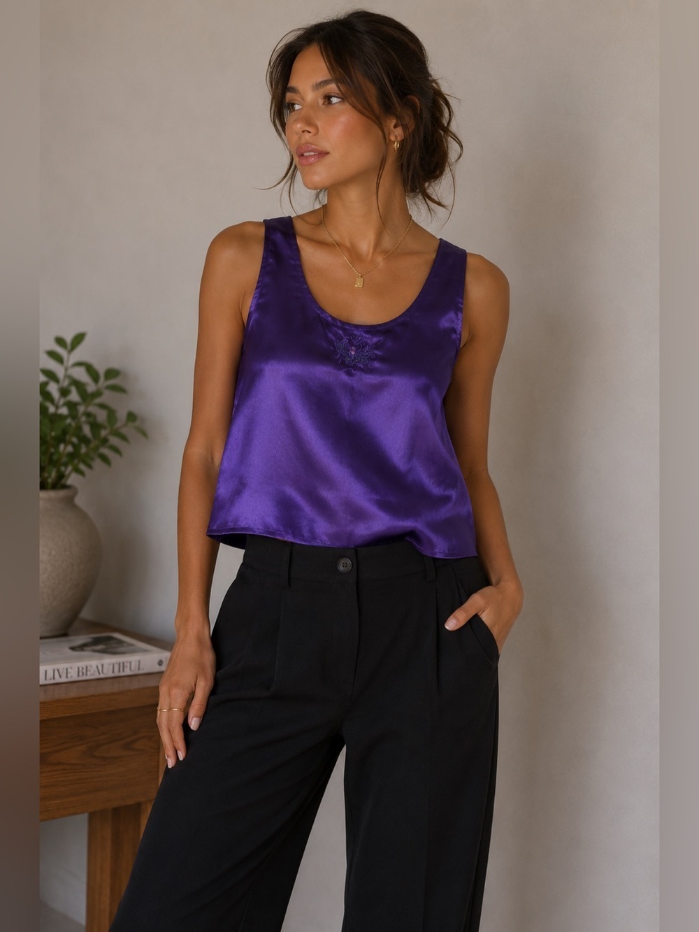 Vintage Y2K Purple Satin Embroidered Sleeveless Top Size M L Evening Jewell Tone